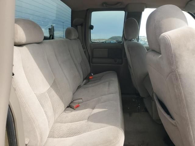 2004 Chevrolet Silverado C1500