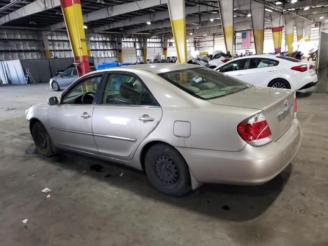 2005 Toyota Camry LE