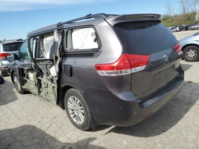 2012 Toyota Sienna XLE