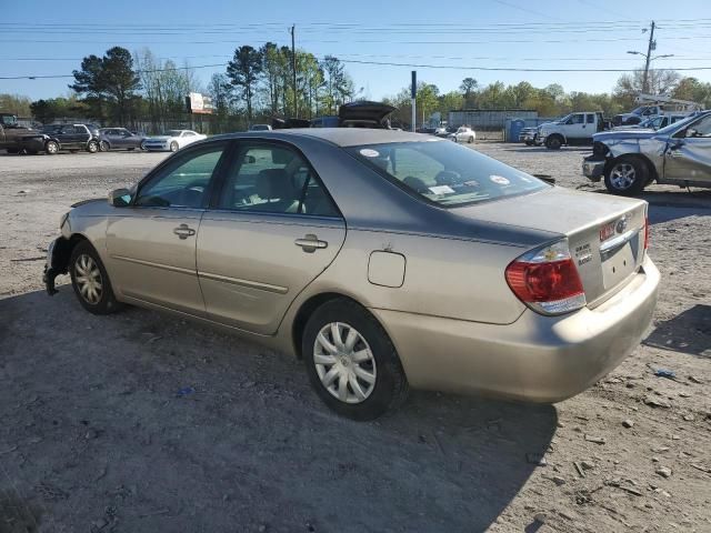 2005 Toyota Camry LE