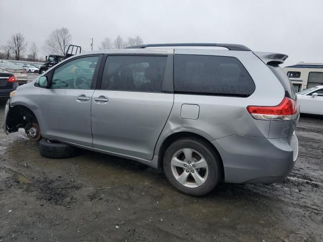 2011 Toyota Sienna LE