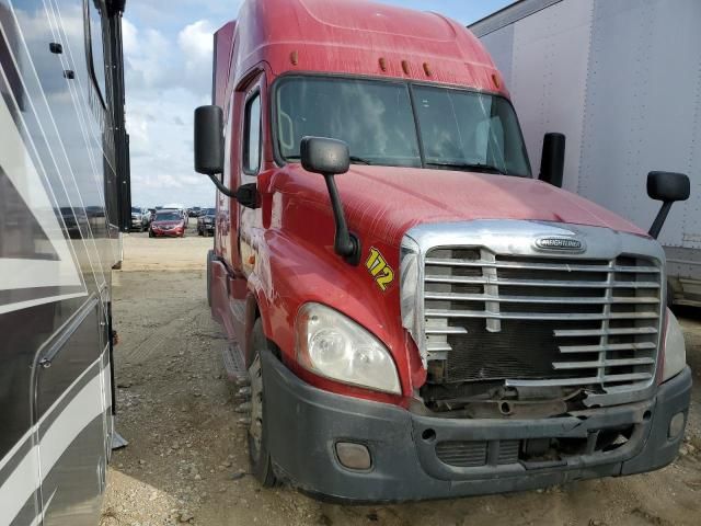 2016 Freightliner Cascadia 125