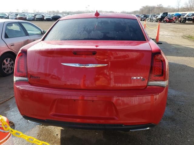 2016 Chrysler 300 S