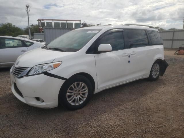 2012 Toyota Sienna XLE