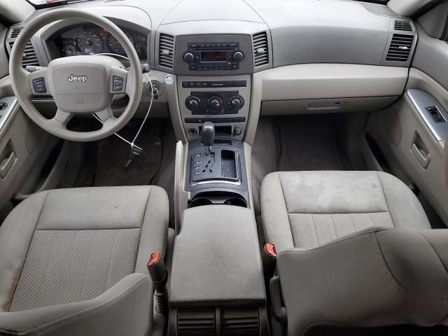 2005 Jeep Grand Cherokee Laredo