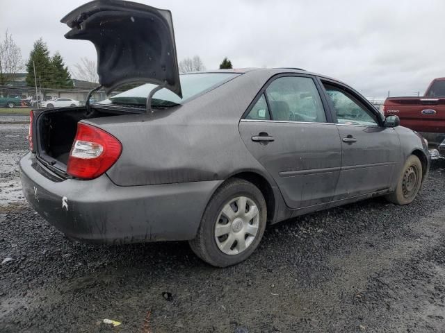 2004 Toyota Camry LE