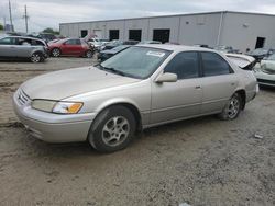 Salvage cars for sale from Copart Jacksonville, FL: 1998 Toyota Camry CE