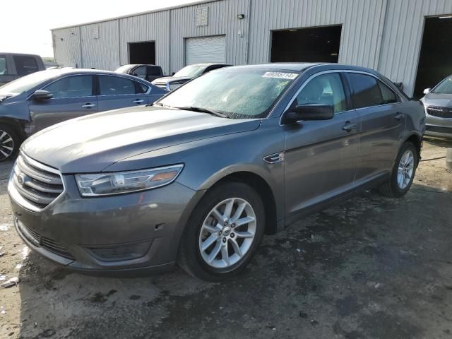 2014 Ford Taurus SE