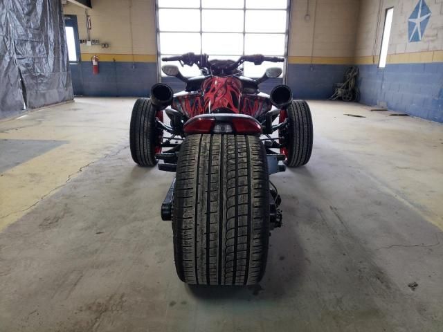 2018 Can-Am Spyder Roadster F3