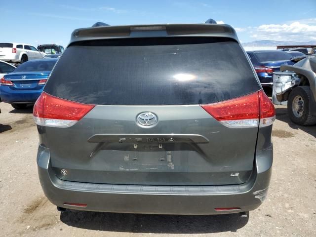 2014 Toyota Sienna LE