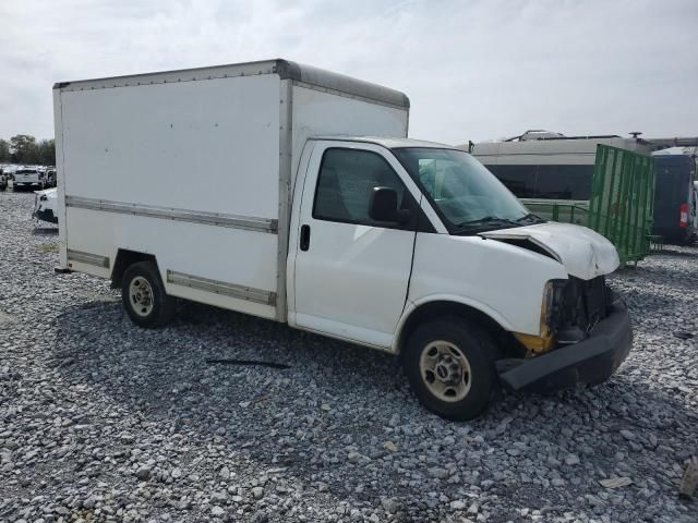 2009 GMC Savana Cutaway G3500