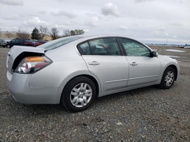 2010 Nissan Altima Base