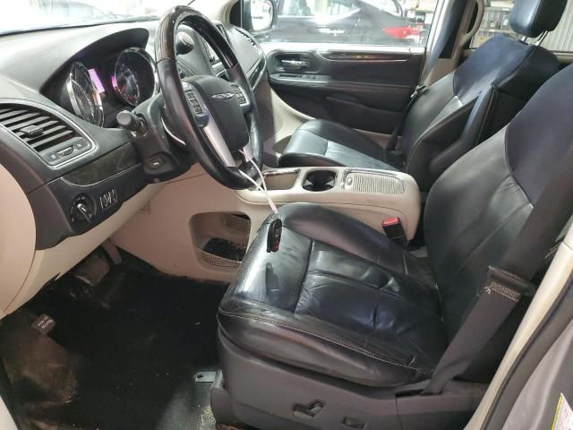 2013 Chrysler Town & Country Limited