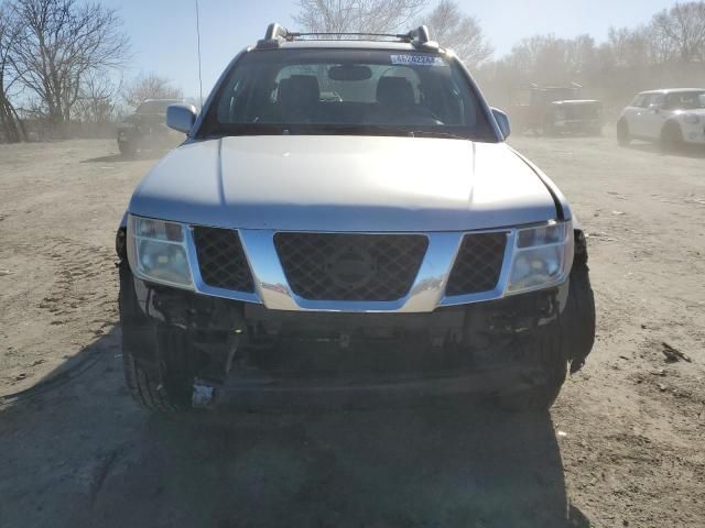 2005 Nissan Frontier Crew Cab LE