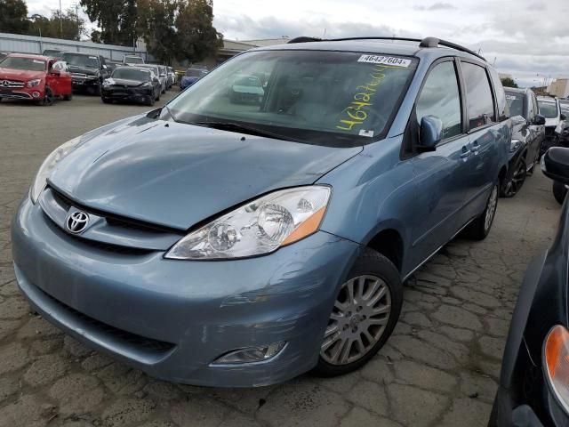 2007 Toyota Sienna XLE