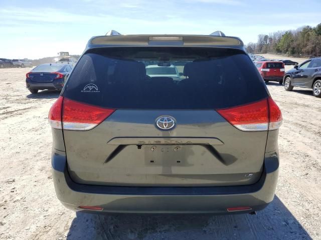 2012 Toyota Sienna LE