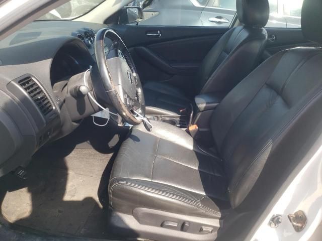 2010 Nissan Altima Base