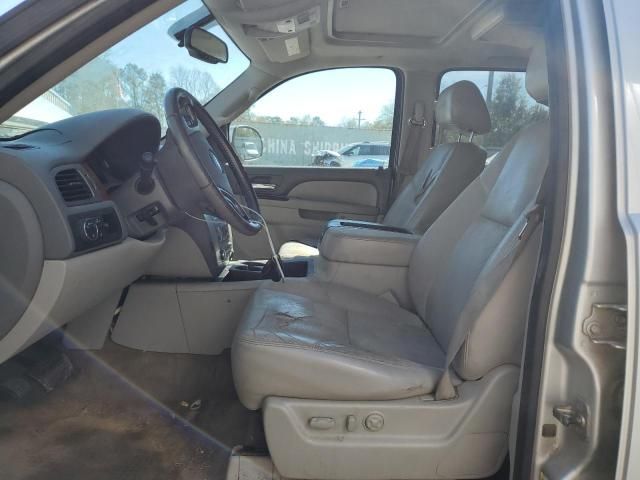 2011 GMC Yukon XL C1500 SLT