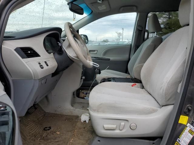 2012 Toyota Sienna LE