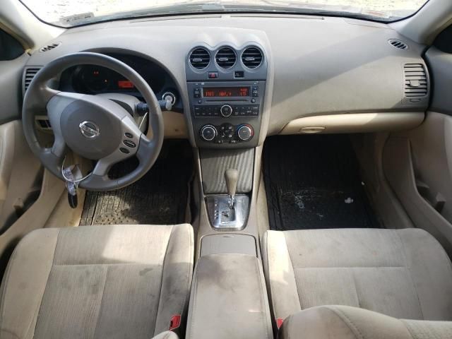 2010 Nissan Altima Base