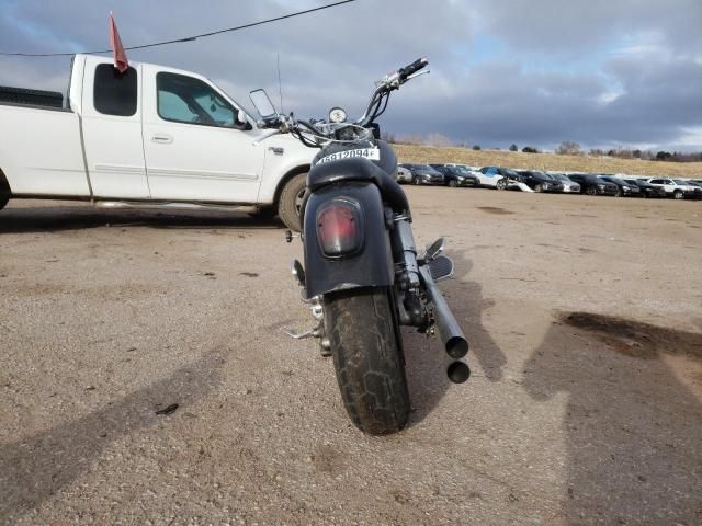 2003 Honda VT1100 C2