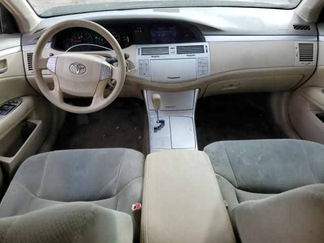 2005 Toyota Avalon XL