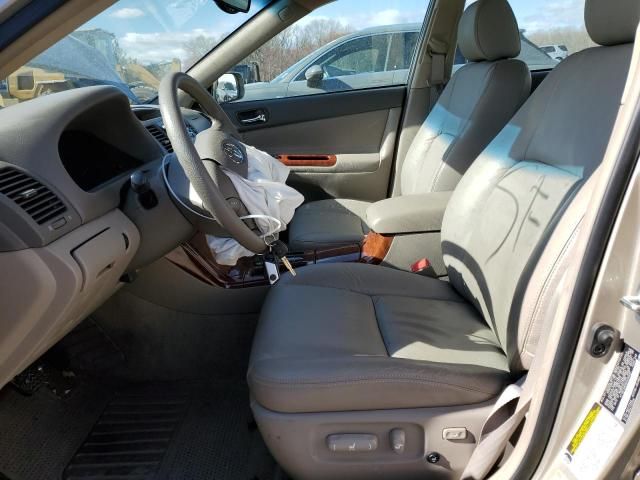 2005 Toyota Camry LE