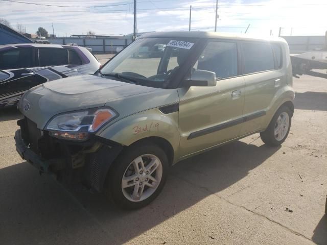 2010 KIA Soul +