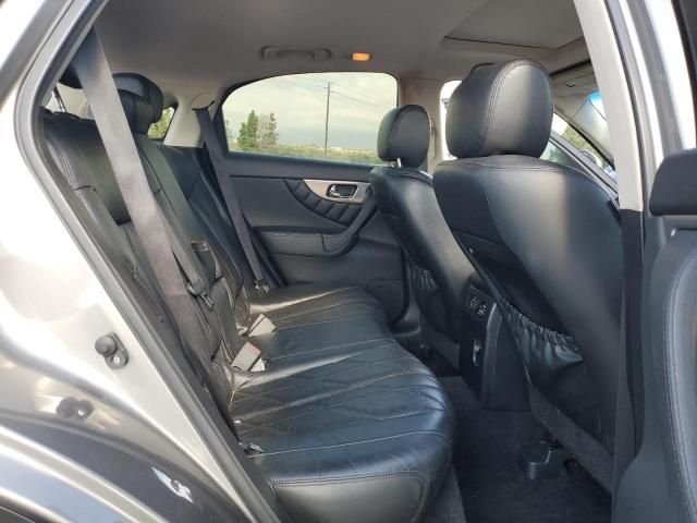 2011 Infiniti FX35