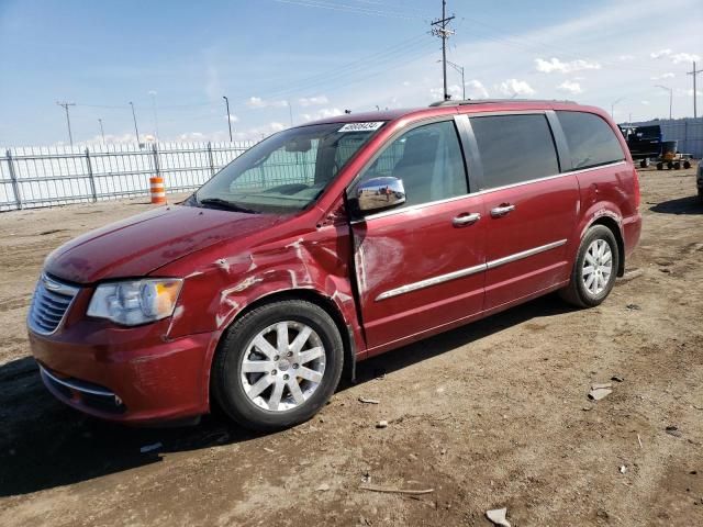 2012 Chrysler Town & Country Touring L