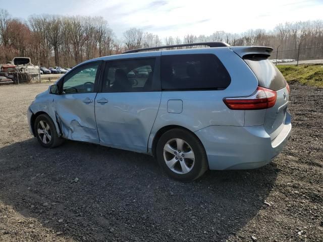 2015 Toyota Sienna LE