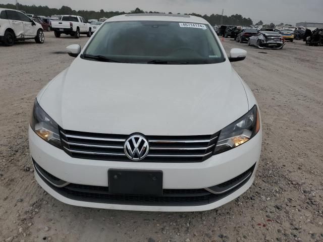 2013 Volkswagen Passat SE