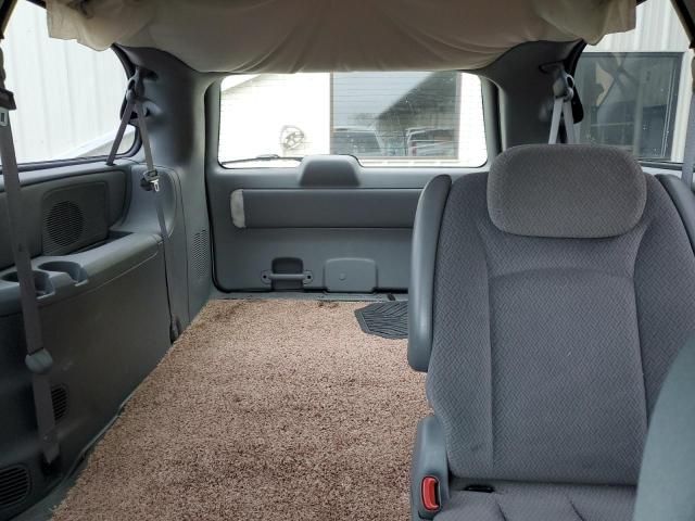 2006 Chrysler Town & Country LX