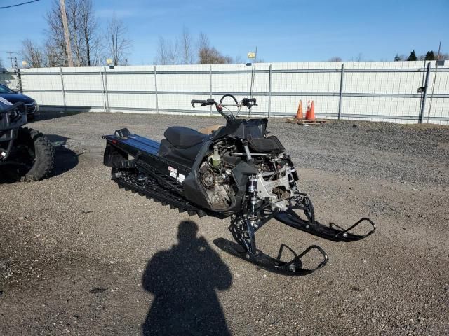 2019 Polaris Snowmobile