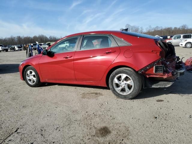 2022 Hyundai Elantra SE