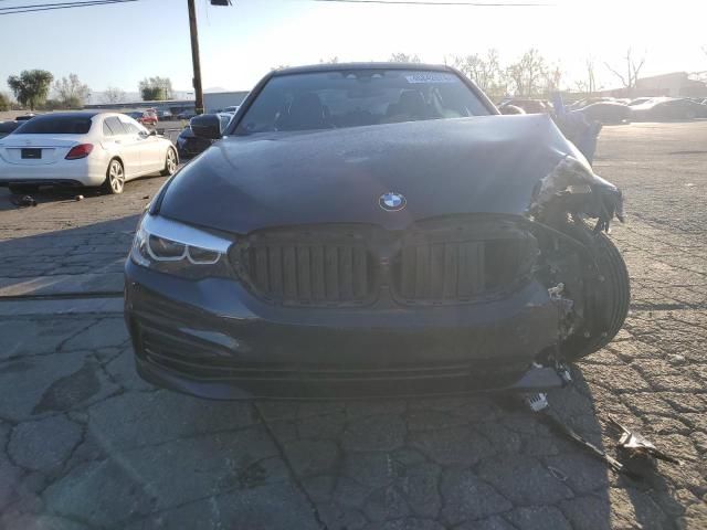 2019 BMW 530E