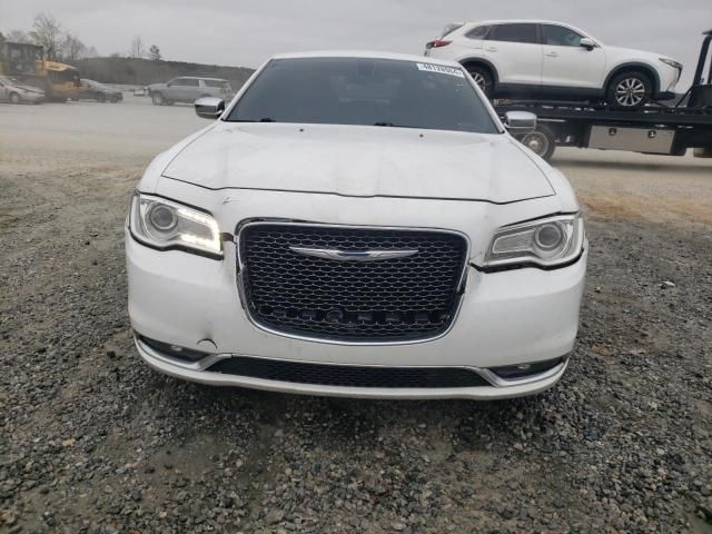 2016 Chrysler 300C