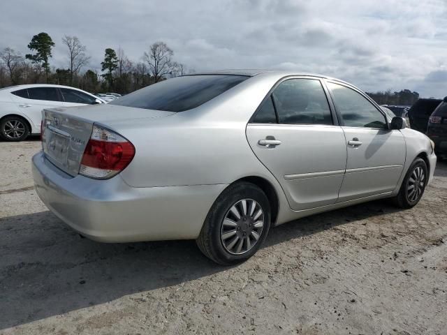 2005 Toyota Camry LE