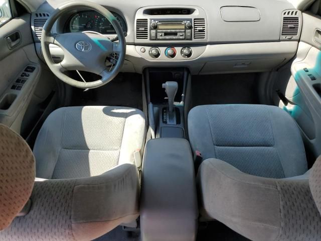 2004 Toyota Camry LE