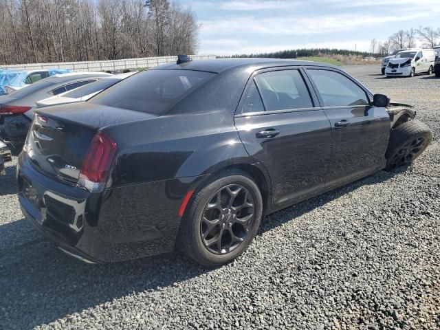 2019 Chrysler 300 Touring