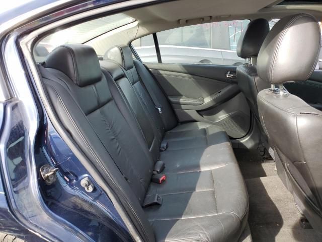 2010 Nissan Altima Base