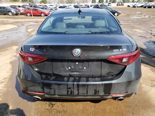 2018 Alfa Romeo Giulia TI Q4