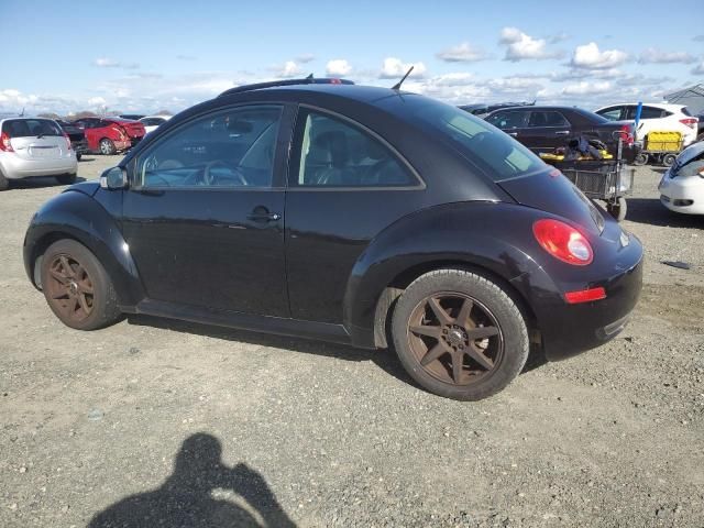 2010 Volkswagen New Beetle