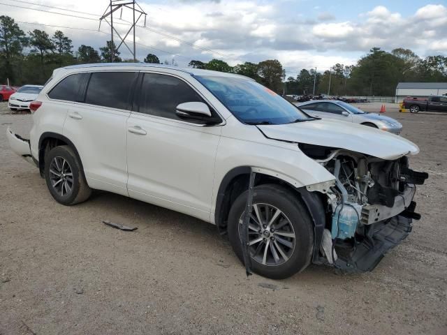 2018 Toyota Highlander SE