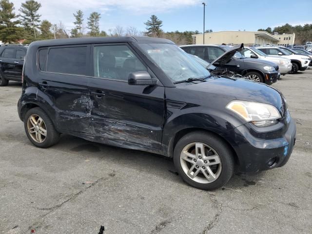 2011 KIA Soul +