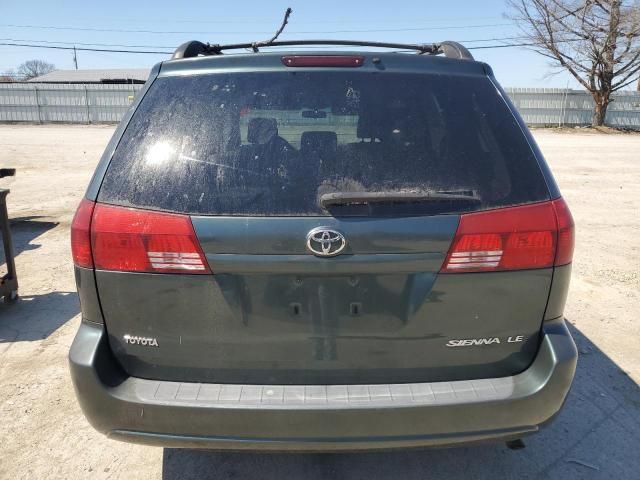 2004 Toyota Sienna CE