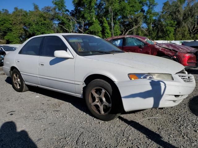 1999 Toyota Camry LE