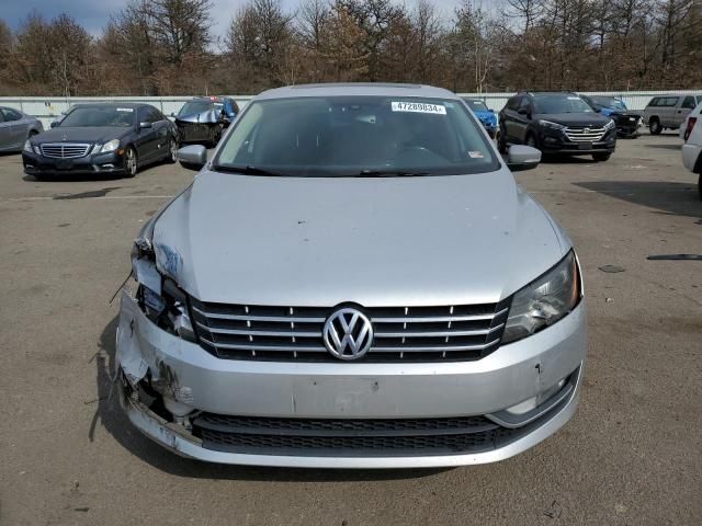 2014 Volkswagen Passat SEL