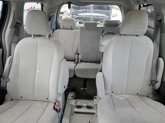 2012 Toyota Sienna LE