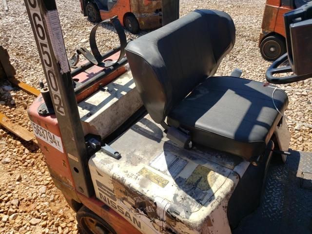 2003 Nissan Forklift